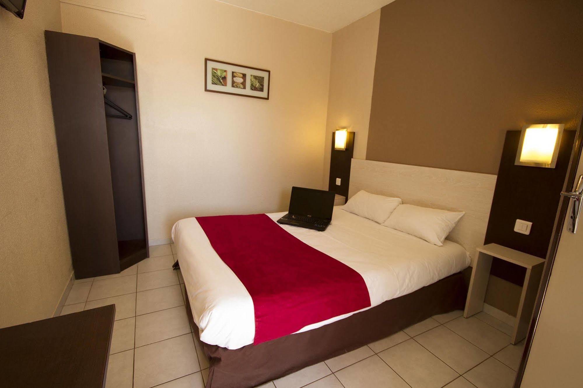 Brit Essentiel Sete / Hotel 2*